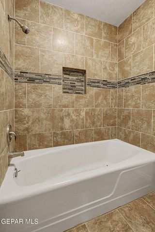 6721 Morningside Circle, El Paso, TX 79904