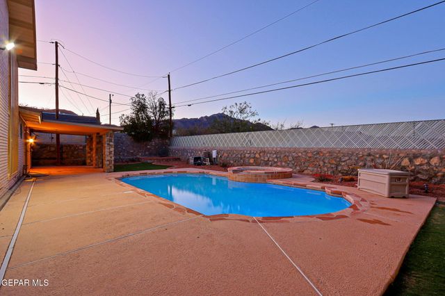 6721 Morningside Circle, El Paso, TX 79904