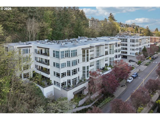 2445 Nw WESTOVER Rd 210, Portland, OR 97210