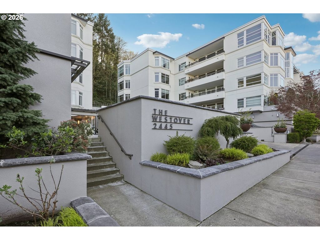 2445 Nw WESTOVER Rd 210, Portland, OR 97210