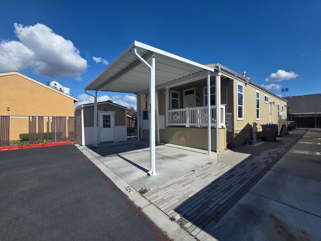 1520 E Capitol Expressway 52C, San Jose, CA 95121
