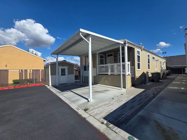 1520 E Capitol Expressway 52C, San Jose, CA 95121