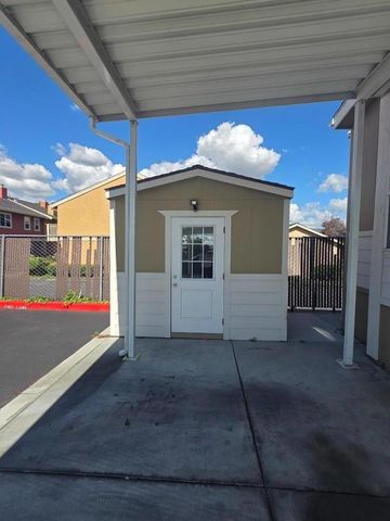 1520 E Capitol Expressway 52C, San Jose, CA 95121