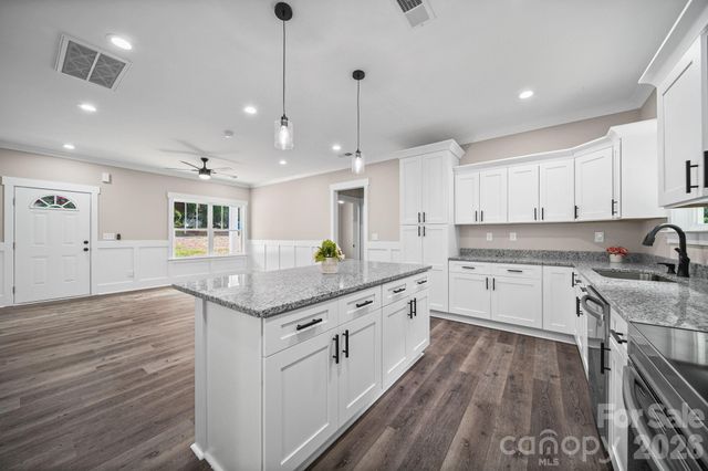 1835 Kingsley Drive, Albemarle, NC 28001