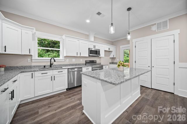 1835 Kingsley Drive, Albemarle, NC 28001