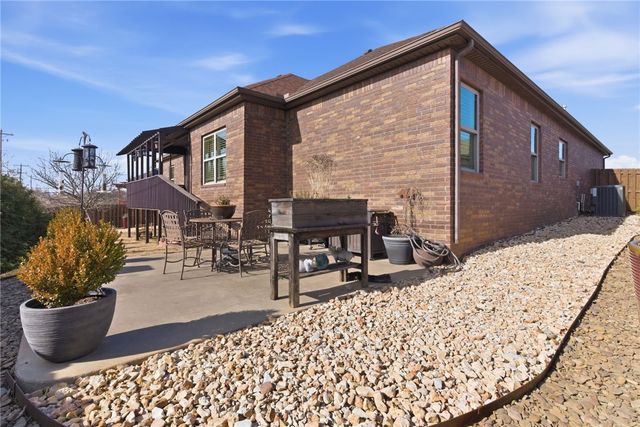 4303 SW Beech Lane, Bentonville, AR 72713