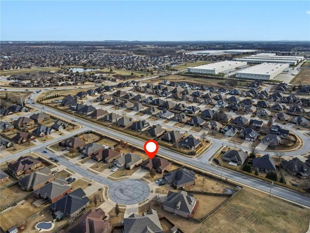 4303 SW Beech Lane, Bentonville, AR 72713