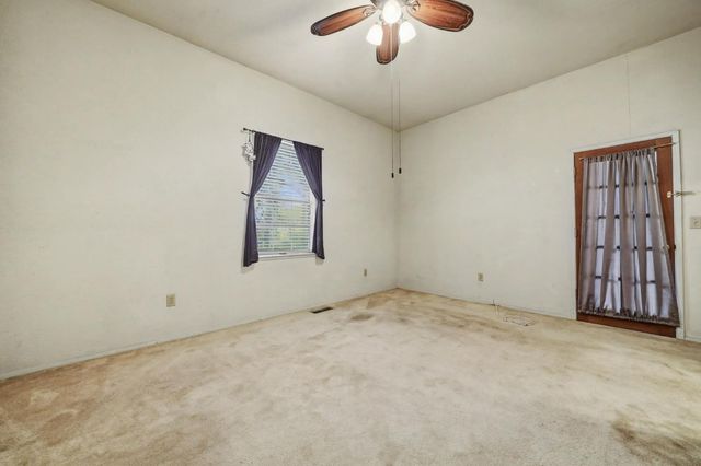 68 Woodworth St, Sutter Creek, CA 95685