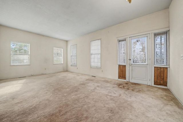 68 Woodworth St, Sutter Creek, CA 95685