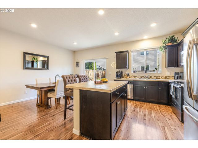 17230 Sw 120TH Pl, Portland, OR 97224