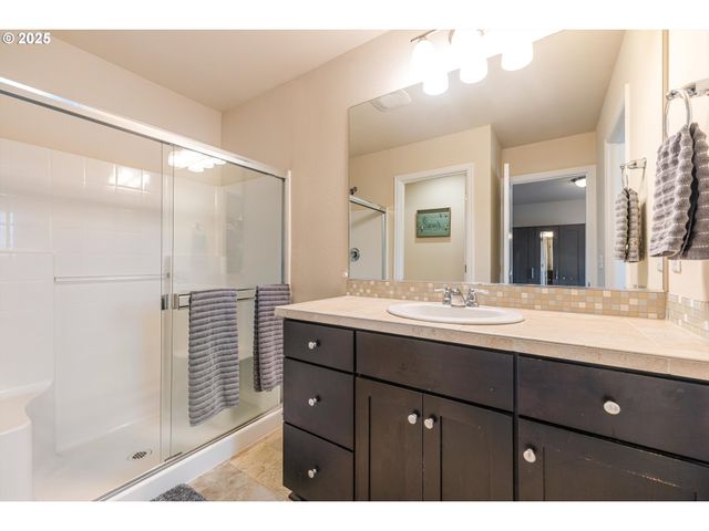 17230 Sw 120TH Pl, Portland, OR 97224