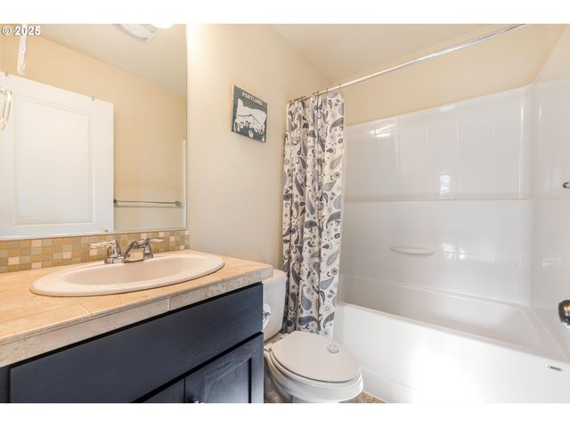 17230 Sw 120TH Pl, Portland, OR 97224