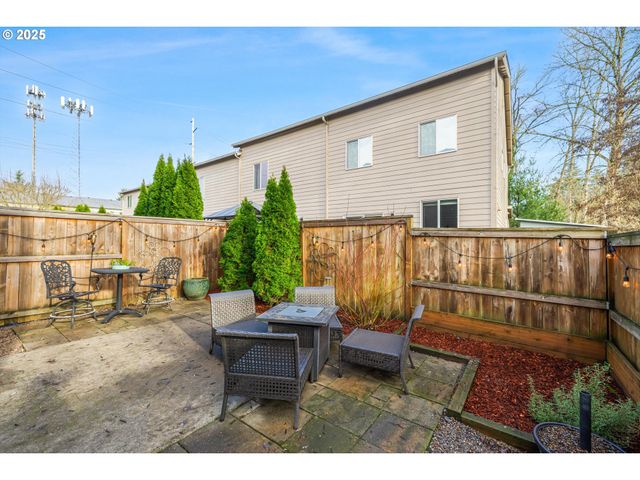 17230 Sw 120TH Pl, Portland, OR 97224