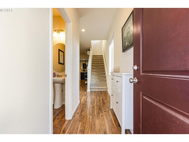 17230 Sw 120TH Pl, Portland, OR 97224