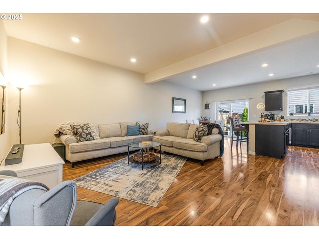 17230 Sw 120TH Pl, Portland, OR 97224