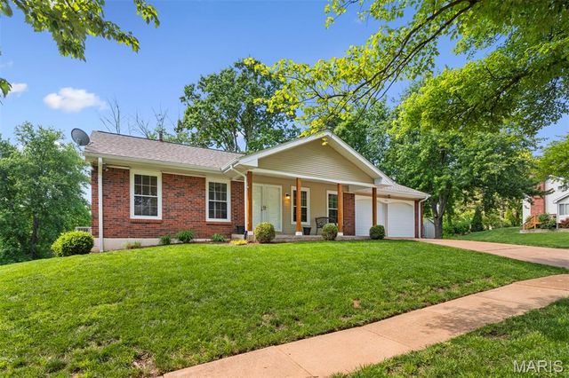 1513 Ploma Drive, Ballwin, MO 63021