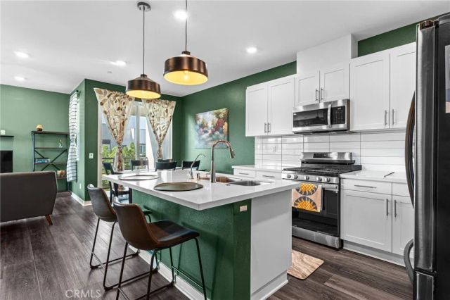 3641 S Allston Paseo 8, Ontario, CA 91761