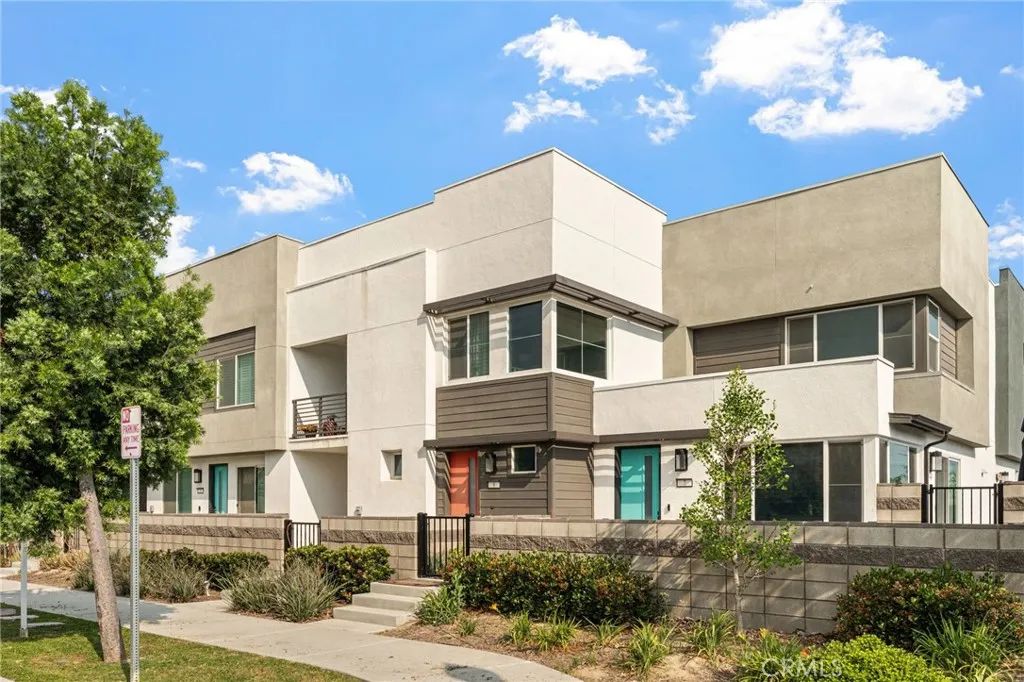 3641 S Allston Paseo 8, Ontario, CA 91761