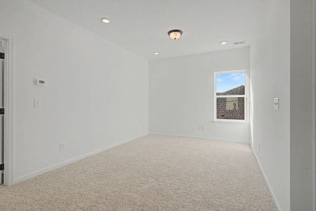 1141 Southerlynn Dr, White House, TN 37188