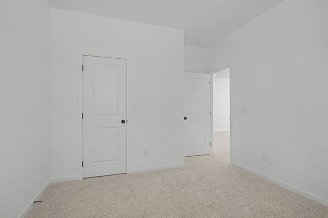 1141 Southerlynn Dr, White House, TN 37188