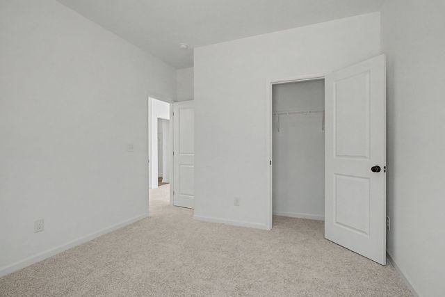 1141 Southerlynn Dr, White House, TN 37188