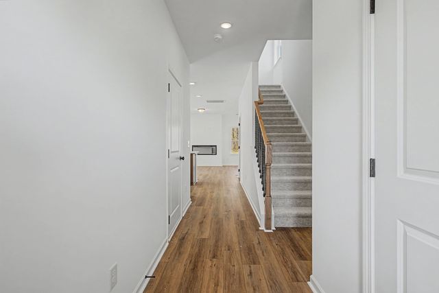 1141 Southerlynn Dr, White House, TN 37188