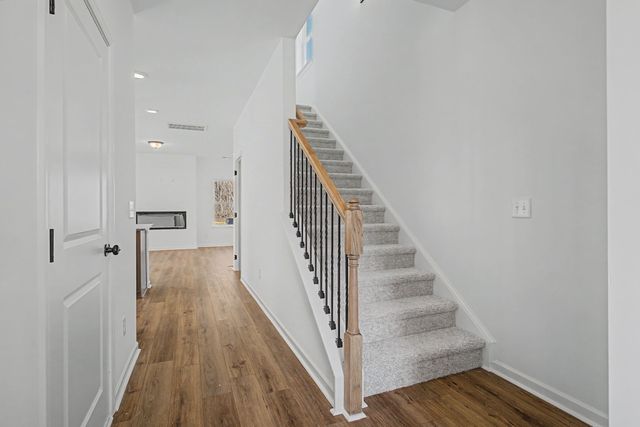 1141 Southerlynn Dr, White House, TN 37188