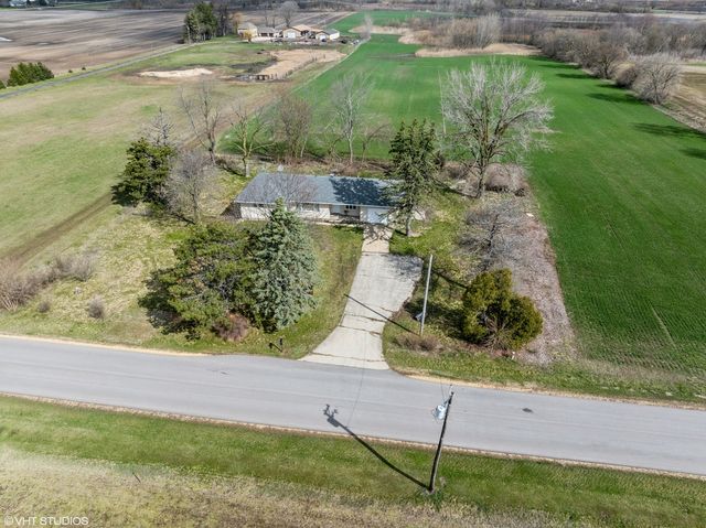 18708 BECK Road, Marengo, IL 60152