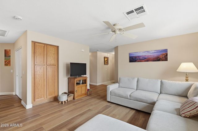 125 N 22ND Place 108, Mesa, AZ 85213