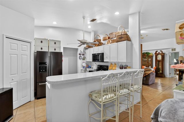 4105 NE 20TH PLACE, Cape Coral, FL 33909