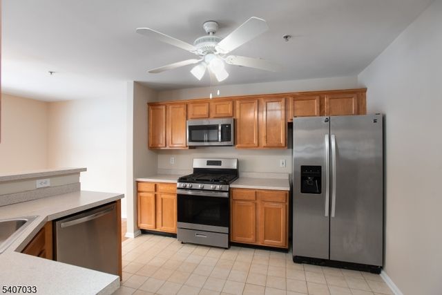 1058 Shadowlawn Dr, Green Brook Twp., NJ 08812