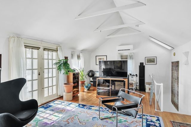 239 Mt Auburn Street 239, Cambridge, MA 02138