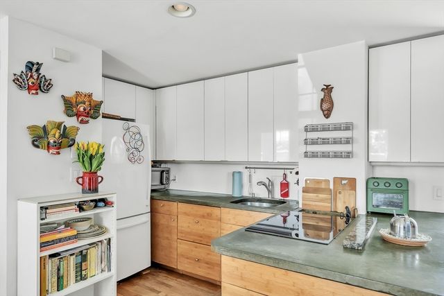 239 Mt Auburn Street 239, Cambridge, MA 02138