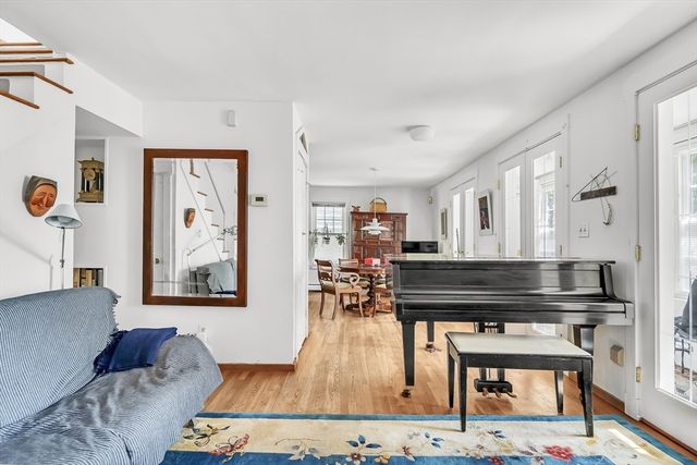239 Mt Auburn Street 239, Cambridge, MA 02138