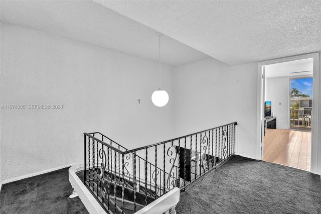 825 NE 26th Ave, Hallandale Beach, FL 33009