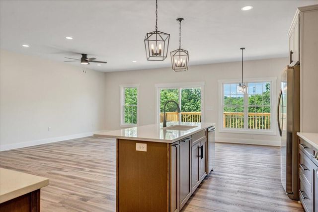 5405 Crescent BLVD, Roanoke, VA 24018