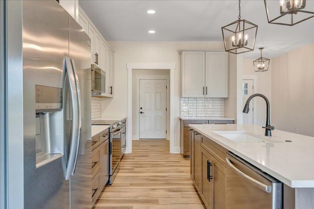 5405 Crescent BLVD, Roanoke, VA 24018