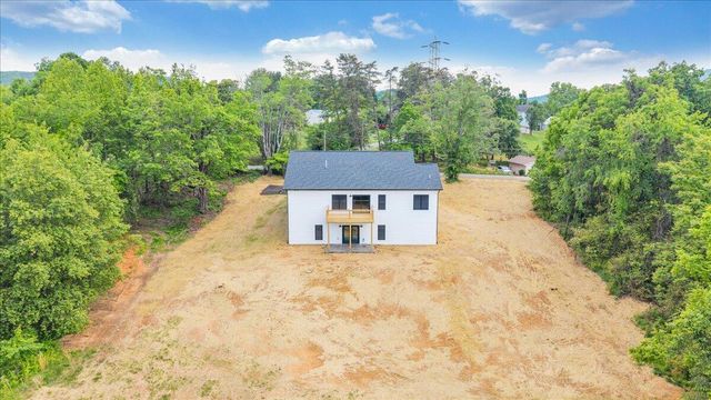 5405 Crescent BLVD, Roanoke, VA 24018