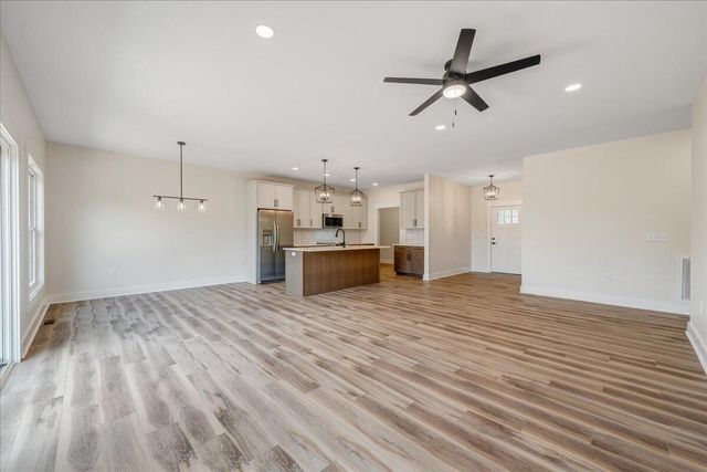 5405 Crescent BLVD, Roanoke, VA 24018