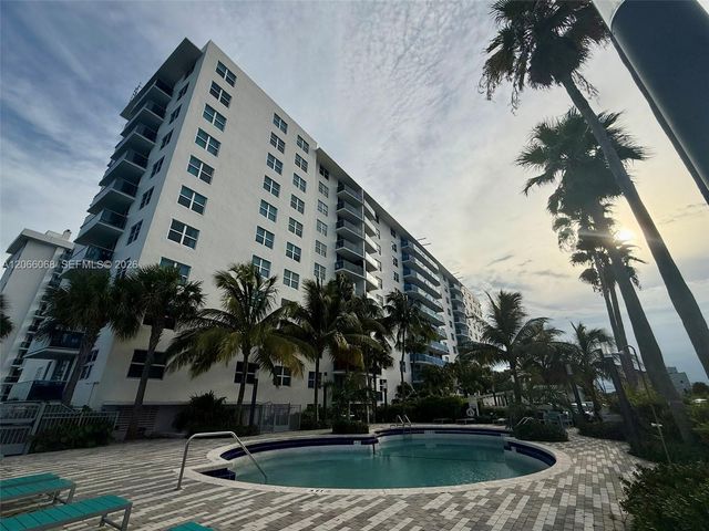 7501 E Treasure Drive 3H, North Bay Village, FL 33141