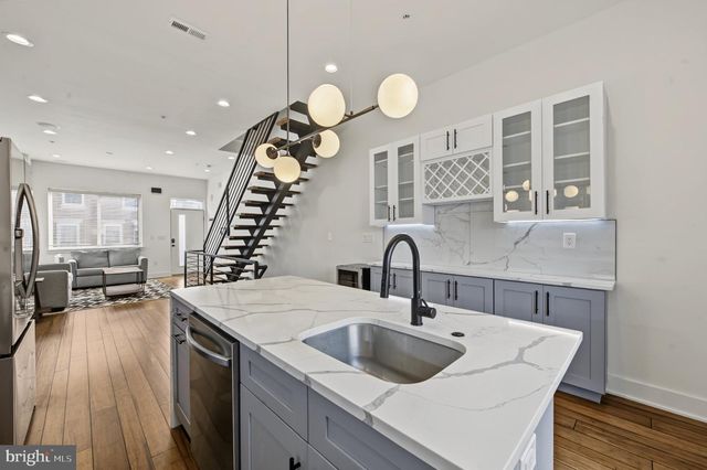 2061 MCCLELLAN ST, Philadelphia, PA 19145