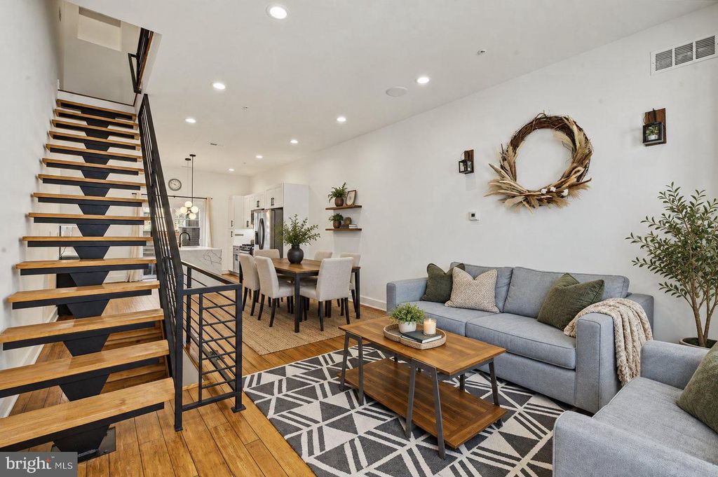 2061 MCCLELLAN ST, Philadelphia, PA 19145