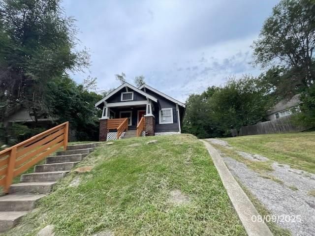 5030 Walrond Avenue, Kansas City, MO 64130