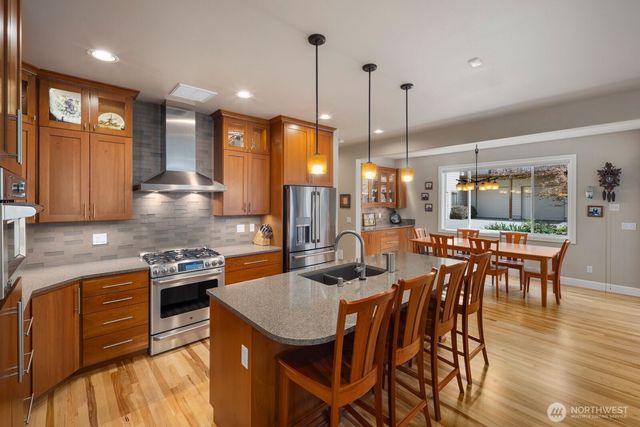 11236 108th Ave Ne, Kirkland, WA 98033