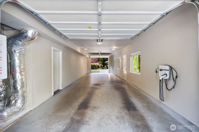 11236 108th Ave Ne, Kirkland, WA 98033