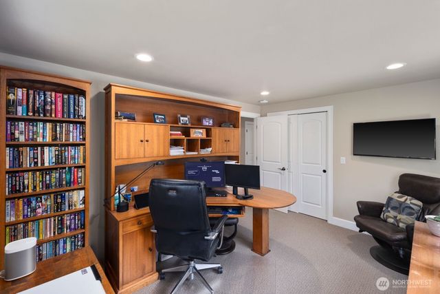 11236 108th Ave Ne, Kirkland, WA 98033