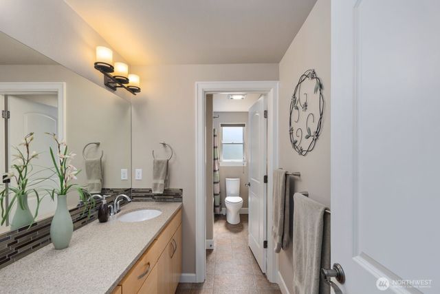 11236 108th Ave Ne, Kirkland, WA 98033