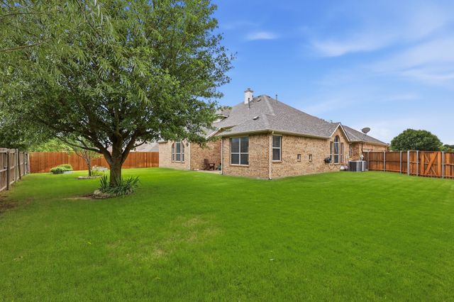 1818 Clear Summit Lane, Mansfield, TX 76063