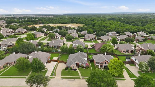 1818 Clear Summit Lane, Mansfield, TX 76063