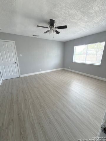 14519 Ridge Meadow, San Antonio, TX 78233